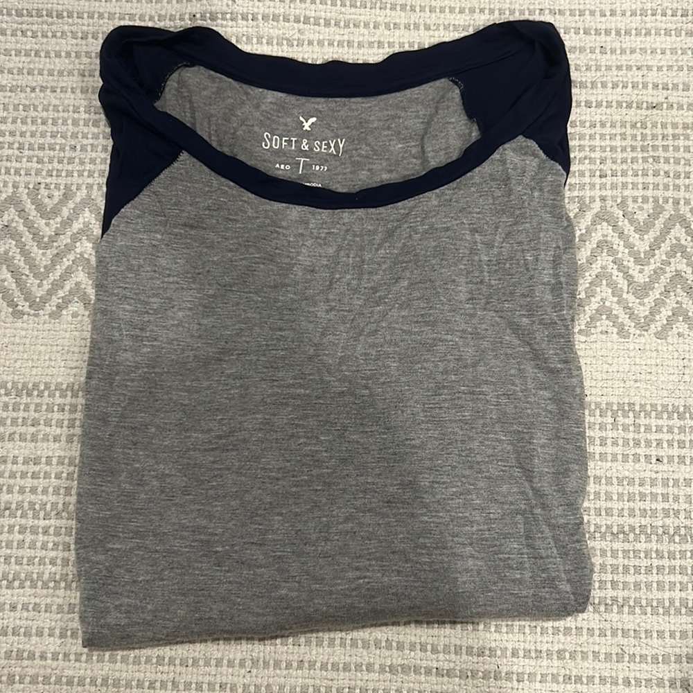 American Eagle, soft and sexy longsleeve NEVER WORN